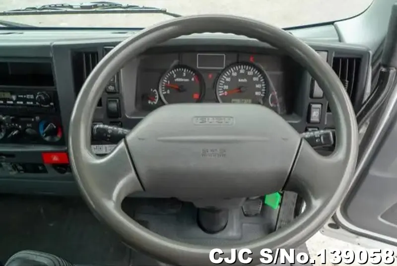 2013 Isuzu / Elf Stock No. 139058