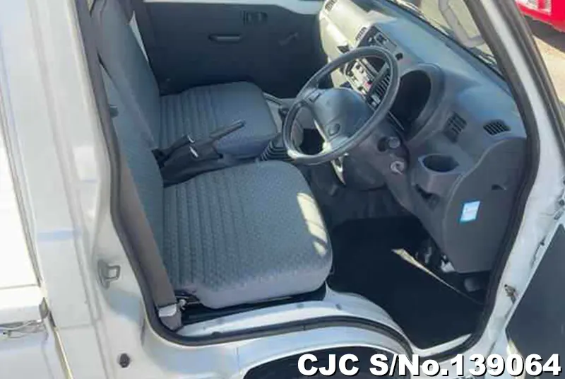 2010 Daihatsu / Hijet Stock No. 139064