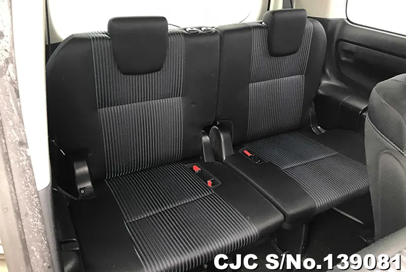 2015 Toyota / Voxy Stock No. 139081