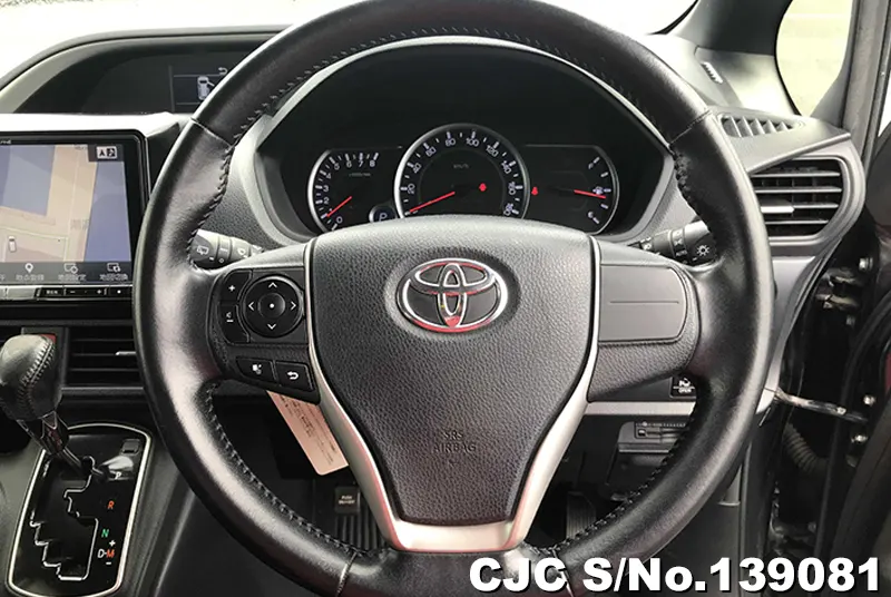 2015 Toyota / Voxy Stock No. 139081