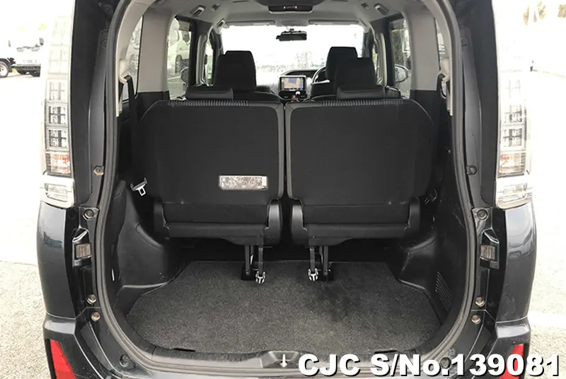 2015 Toyota / Voxy Stock No. 139081
