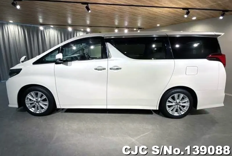 2020 Toyota / Alphard Stock No. 139088