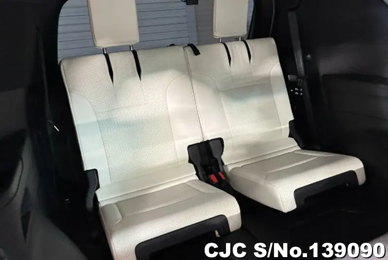 2023 Lexus / LX 600 Stock No. 139090