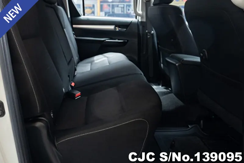 2020 Toyota / Hilux / Revo Stock No. 139095