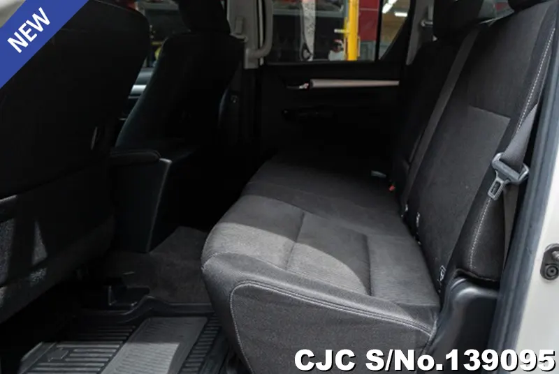 2020 Toyota / Hilux / Revo Stock No. 139095