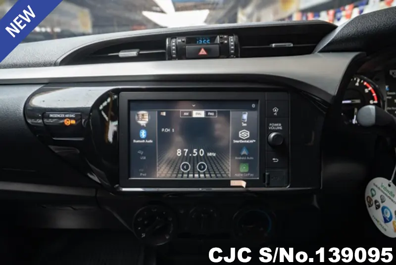 2020 Toyota / Hilux / Revo Stock No. 139095