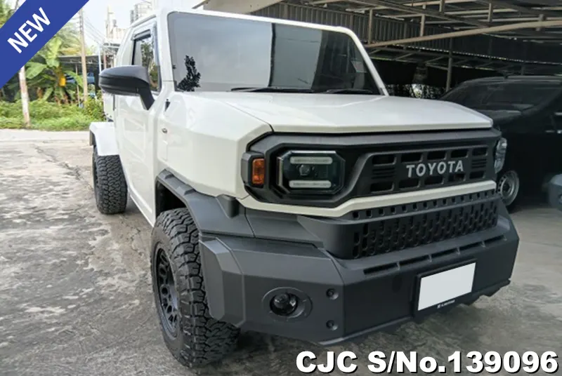 2025 Toyota / Hilux / Champ Stock No. 139096