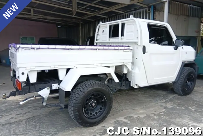 2025 Toyota / Hilux / Champ Stock No. 139096
