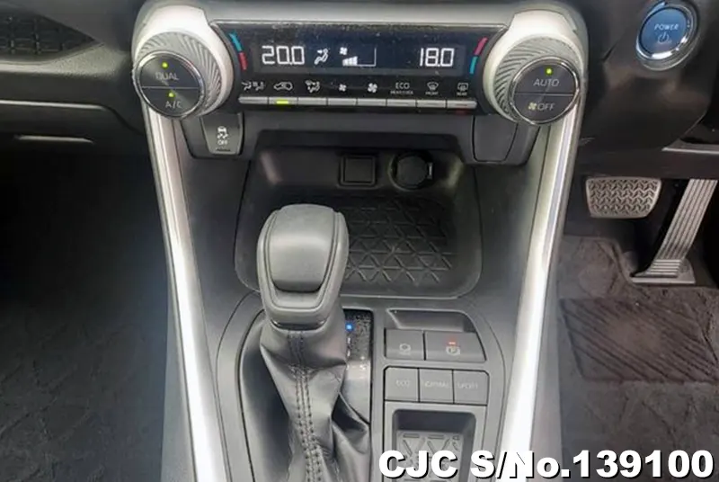 2020 Toyota / Rav4 Stock No. 139100
