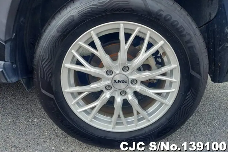 2020 Toyota / Rav4 Stock No. 139100