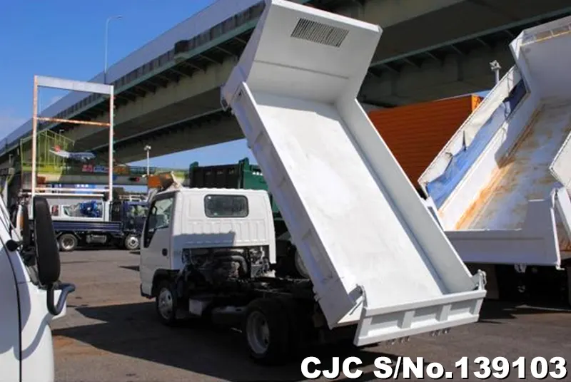 2007 Isuzu / Elf Stock No. 139103