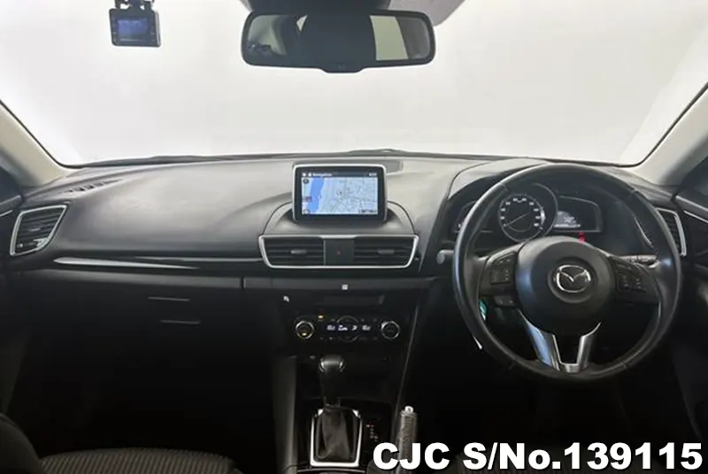 2014 Mazda / Axela Stock No. 139115