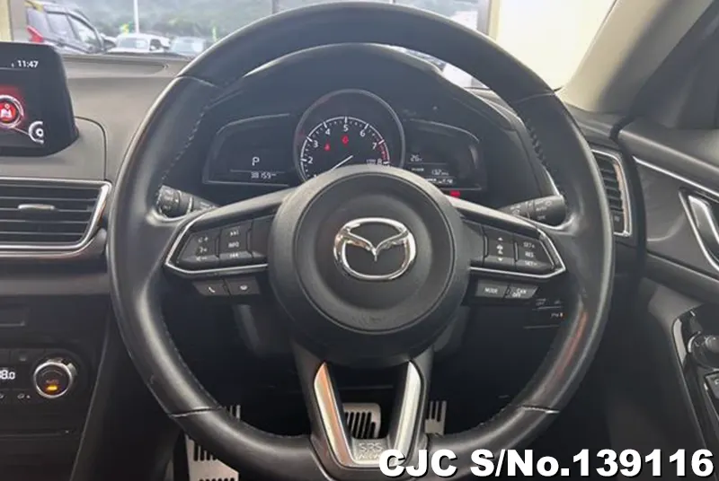 2018 Mazda / Axela Stock No. 139116