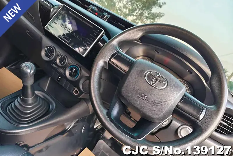 2018 Toyota / Hilux / Revo Stock No. 139127