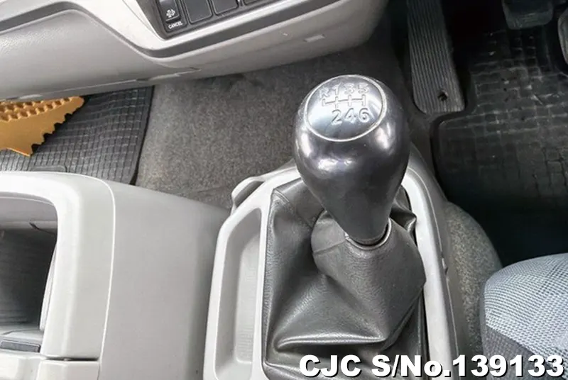 2011 Nissan / Condor Stock No. 139133