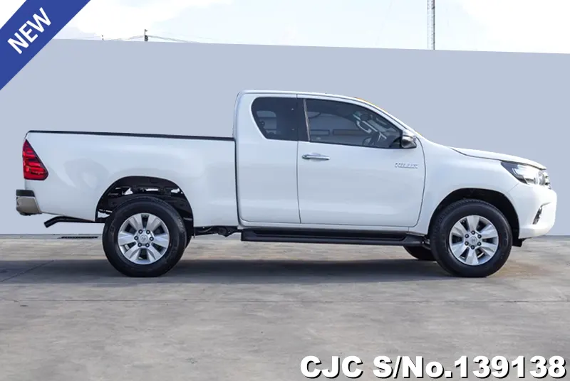 2016 Toyota / Hilux / Revo Stock No. 139138