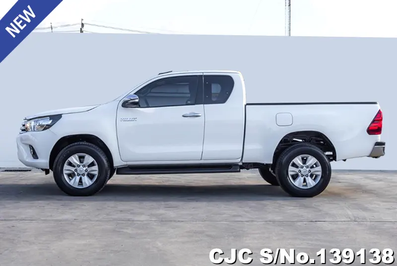 2016 Toyota / Hilux / Revo Stock No. 139138