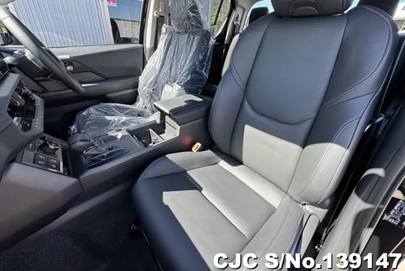 2026 Toyota / Hilux Stock No. 139147