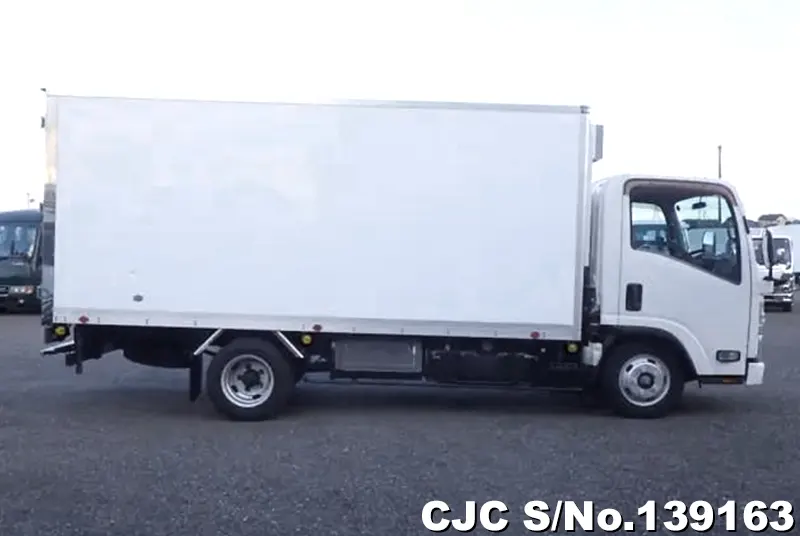 2017 Isuzu / Elf Stock No. 139163