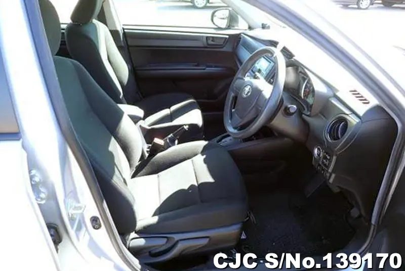 2020 Toyota / Corolla Axio Stock No. 139170