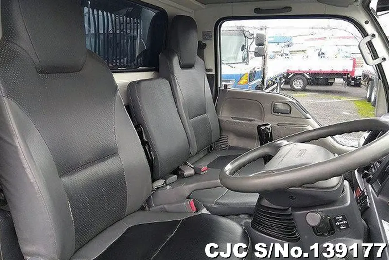 2012 Isuzu / Elf Stock No. 139177