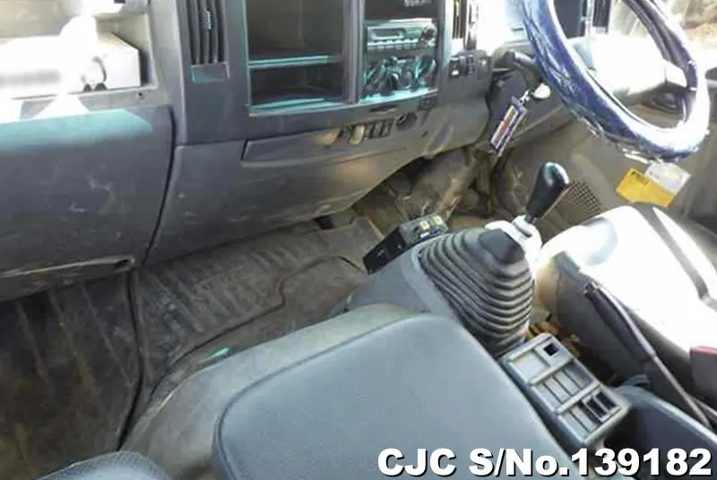 2011 Isuzu / Forward Stock No. 139182