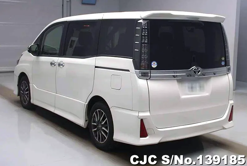 2016 Toyota / Voxy Stock No. 139185