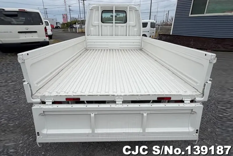2016 Mazda / Bongo Stock No. 139187