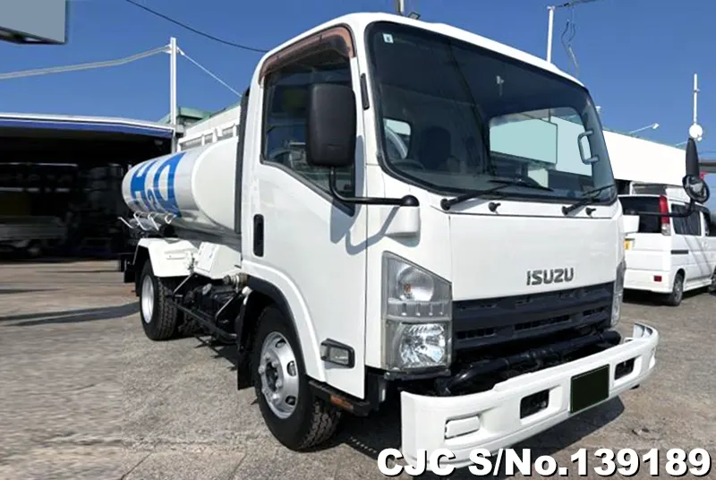 2011 Isuzu / Elf Stock No. 139189