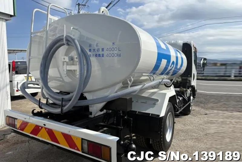 2011 Isuzu / Elf Stock No. 139189