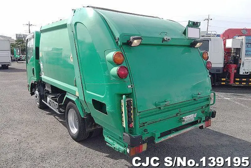 2013 Isuzu / Elf Stock No. 139195