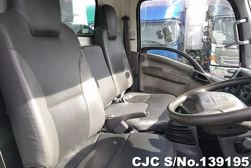 2013 Isuzu / Elf Stock No. 139195