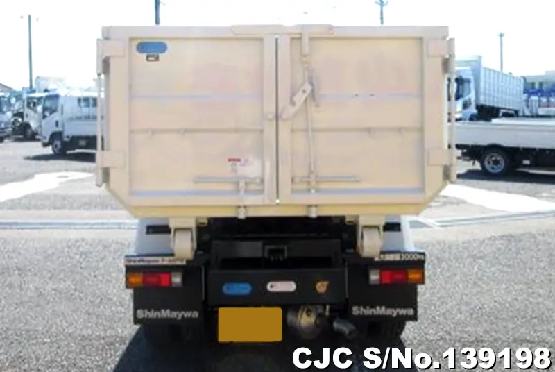 2025 Mitsubishi / Canter Stock No. 139198