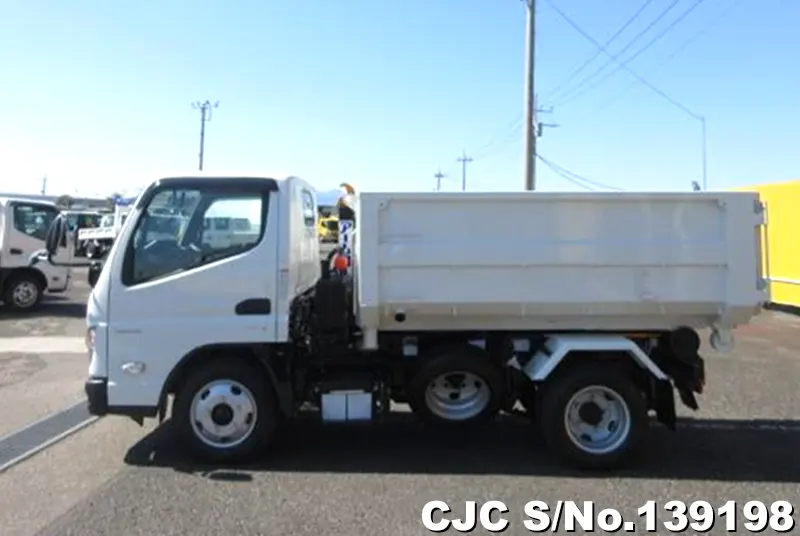 2025 Mitsubishi / Canter Stock No. 139198