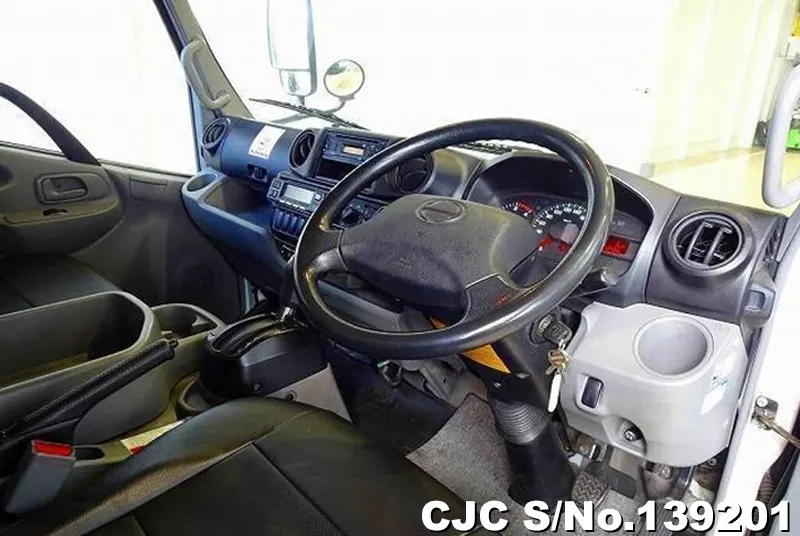 2018 Hino / Dutro Stock No. 139201