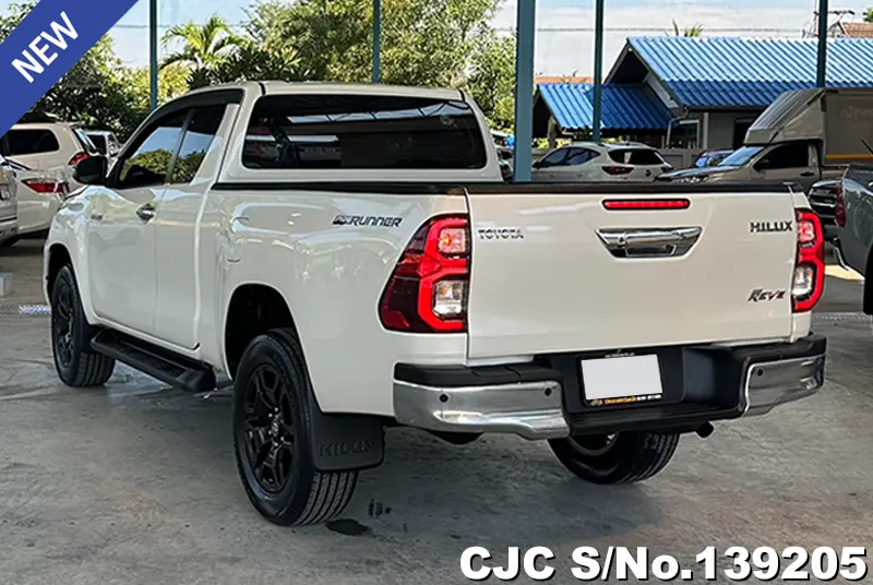 2020 Toyota / Hilux / Revo Stock No. 139205