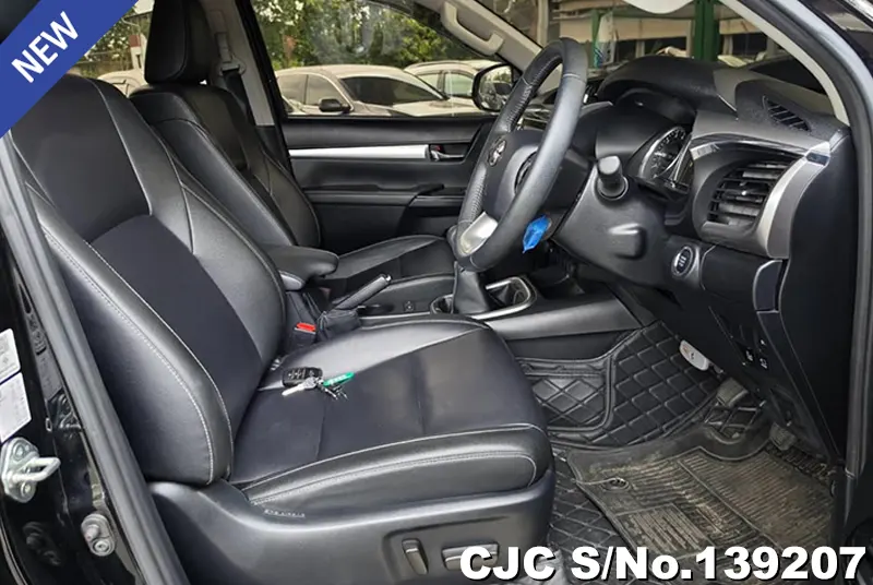 2023 Toyota / Hilux / Revo Stock No. 139207