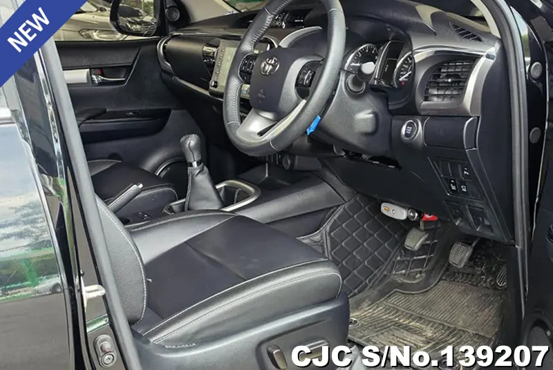 2023 Toyota / Hilux / Revo Stock No. 139207