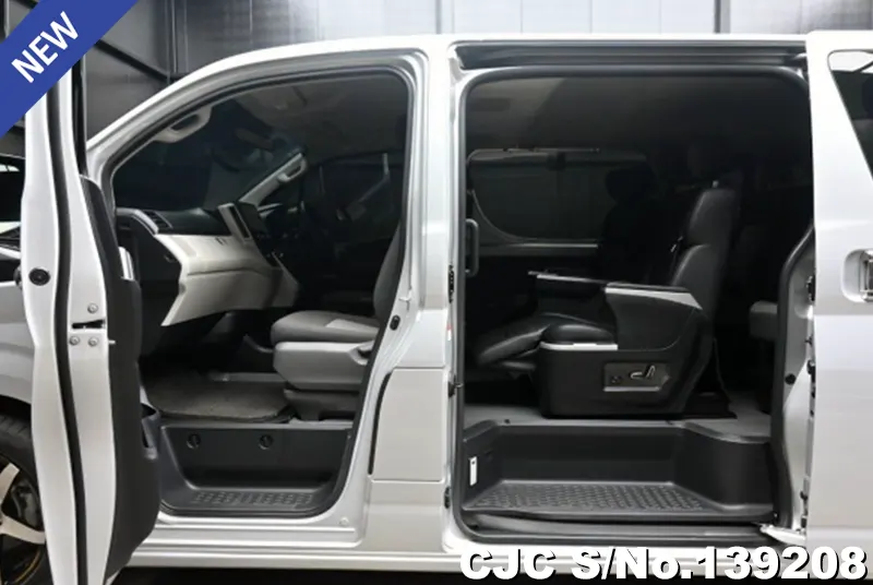 2024 Toyota / Hiace Stock No. 139208