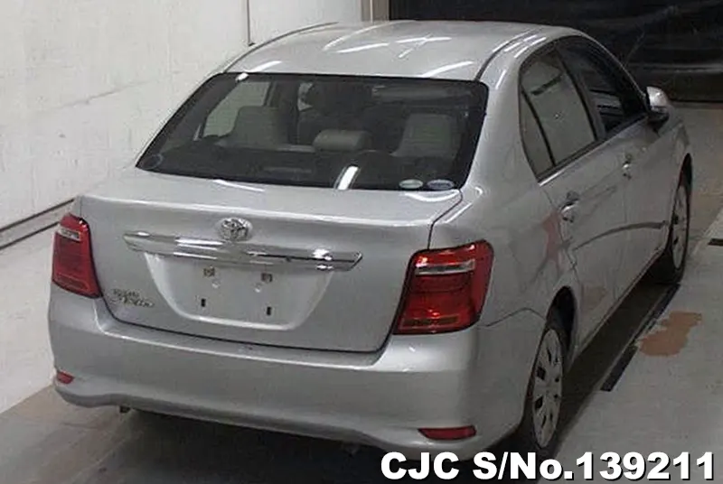 2016 Toyota / Corolla Axio Stock No. 139211