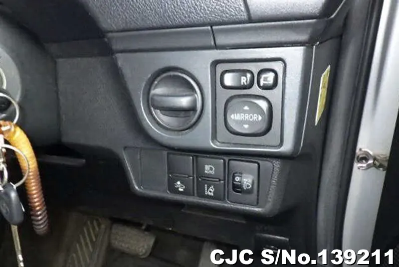 2016 Toyota / Corolla Axio Stock No. 139211