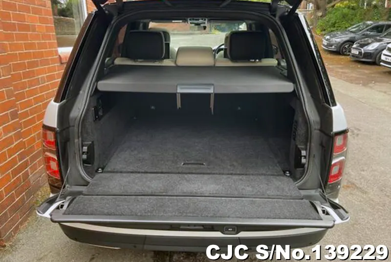2018 Land Rover / Range Rover Stock No. 139229
