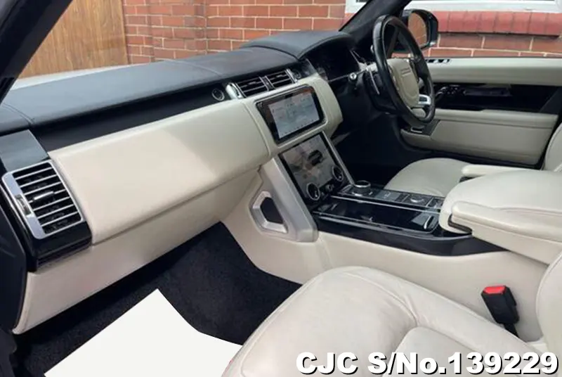 2018 Land Rover / Range Rover Stock No. 139229