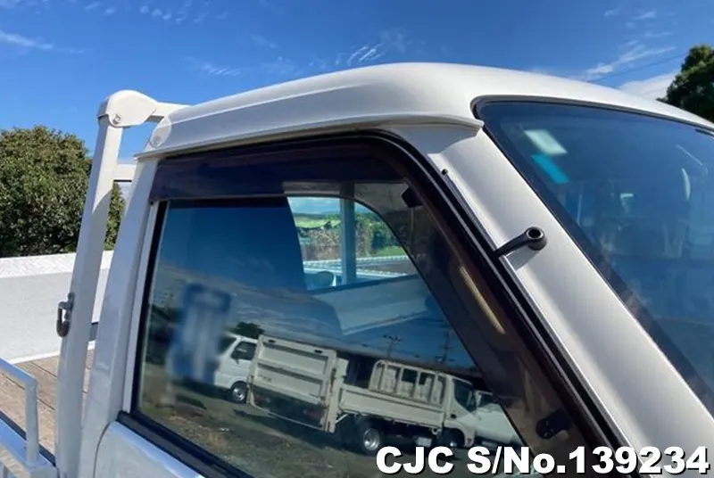 2017 Mazda / Bongo Stock No. 139234