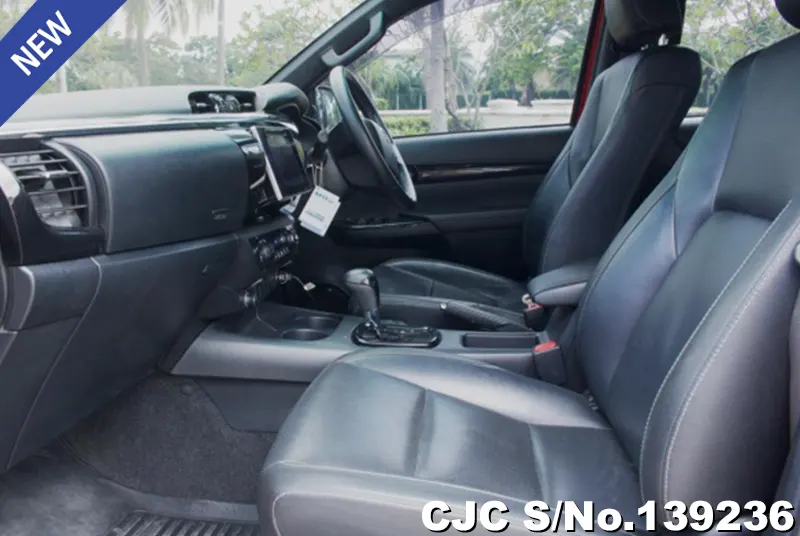 2019 Toyota / Hilux / Revo Rocco Stock No. 139236