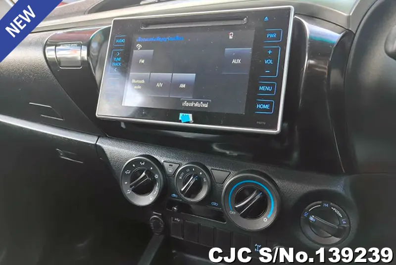 2018 Toyota / Hilux / Revo Stock No. 139239