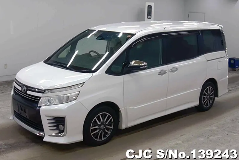2016 Toyota / Voxy Stock No. 139243