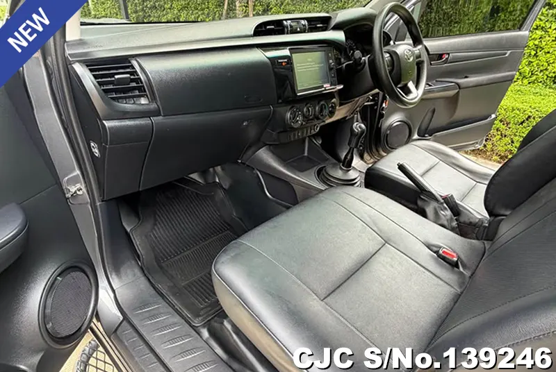 2021 Toyota / Hilux / Revo Stock No. 139246