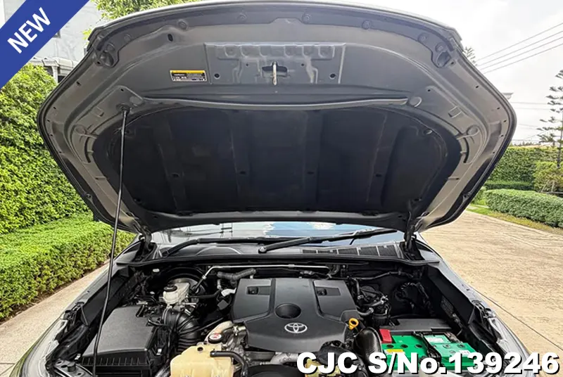 2021 Toyota / Hilux / Revo Stock No. 139246
