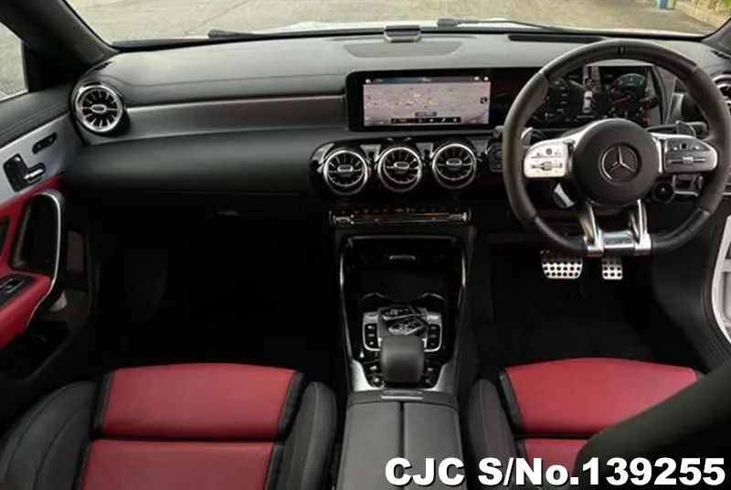 2020 Mercedes Benz / CLA Class Stock No. 139255